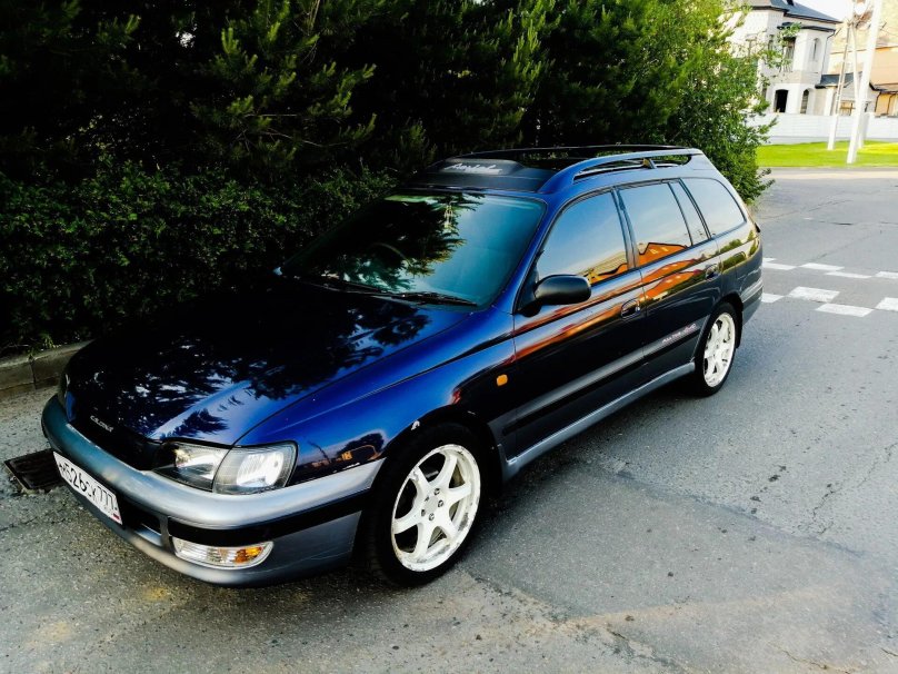 Toyota Caldina 2