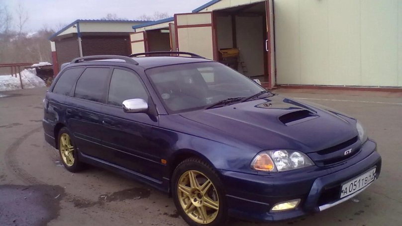 Toyota Caldina 215 GTT