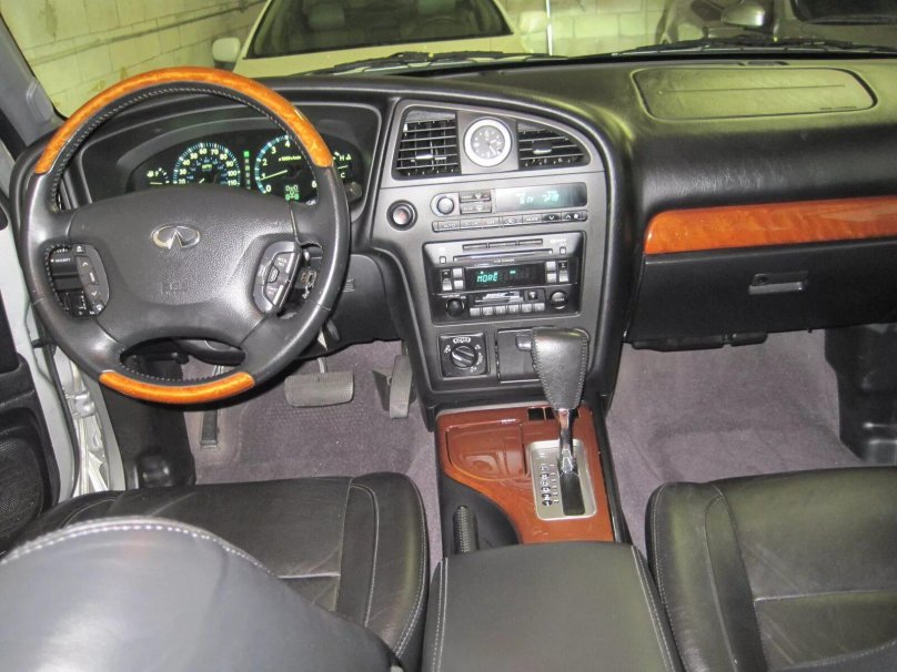 Инфинити qx4 2003