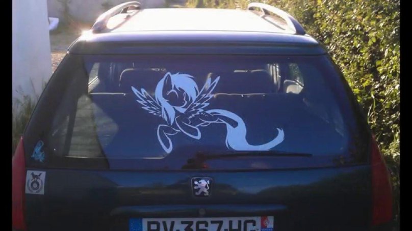 Наклейки на авто пони