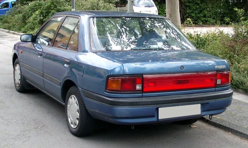 Mazda 323 1991 седан
