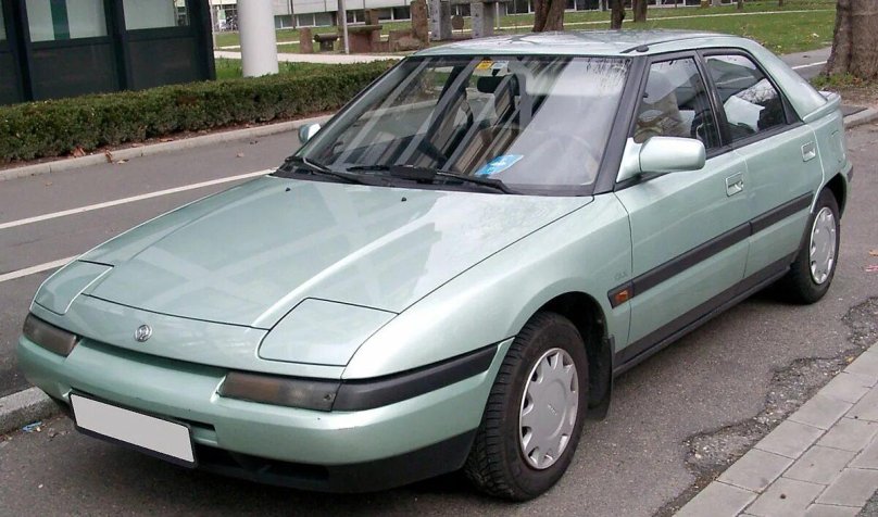 Mazda 323f 4