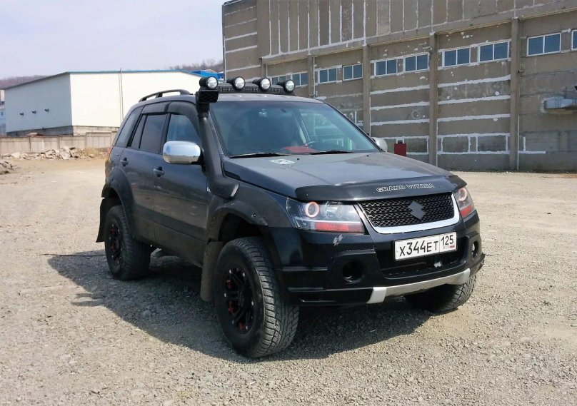 Suzuki Grand Vitara 2007 off Road Tuning