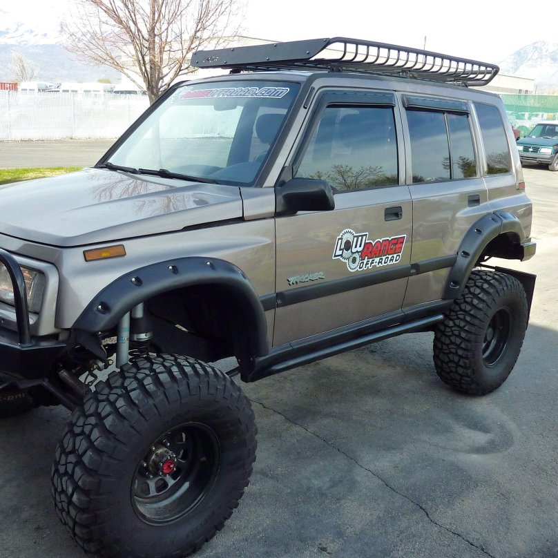 Suzuki Escudo 1995 Tuning