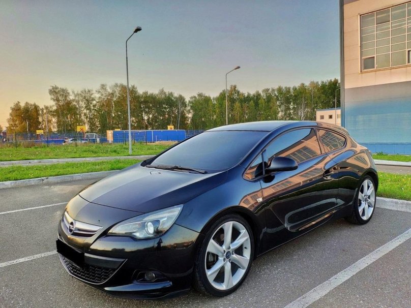 Opel Astra GTC