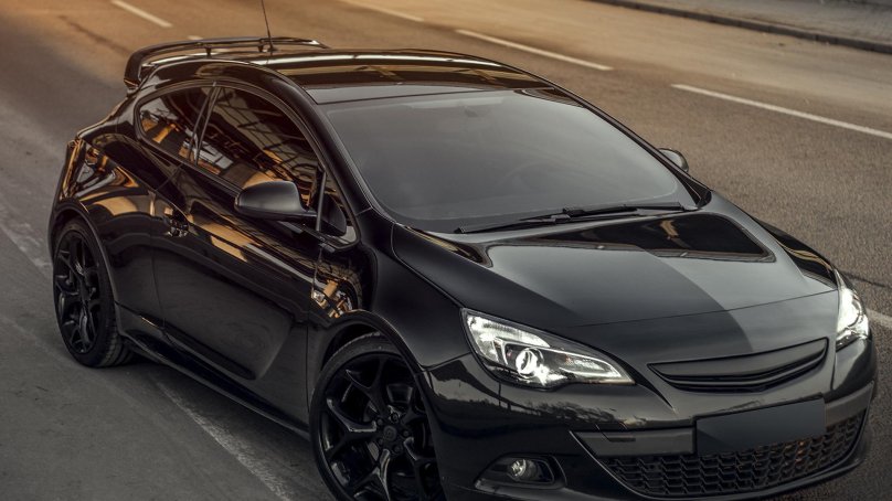 Opel Astra GTC 2014