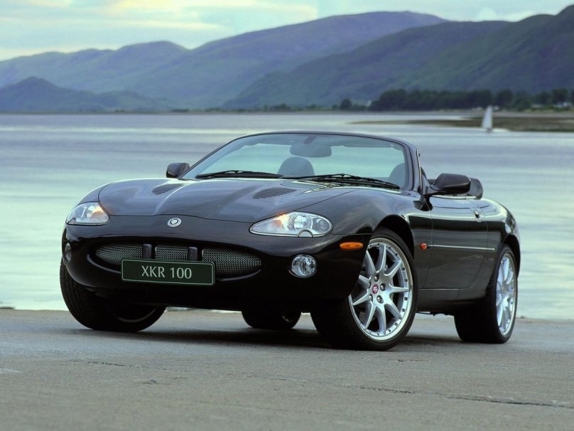 Ягуар XKR 2002