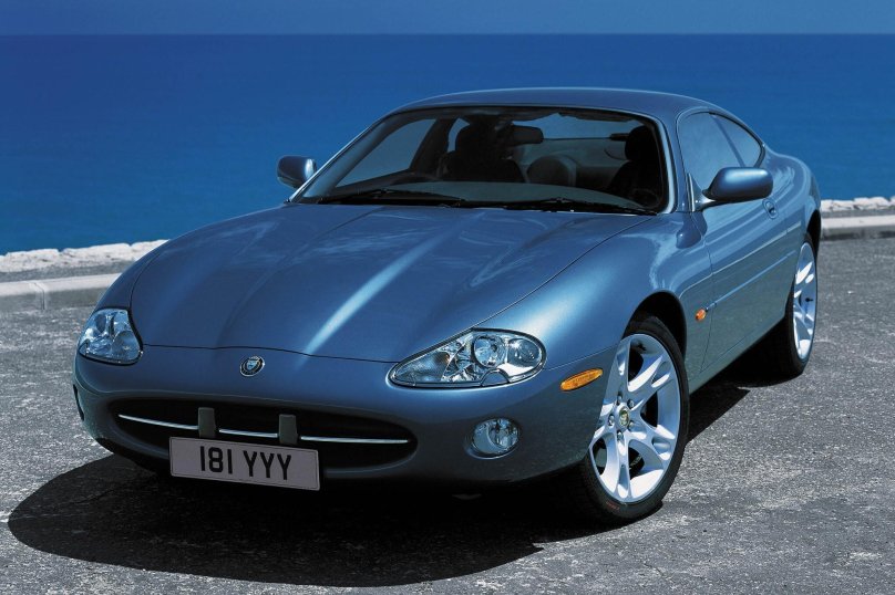 Jaguar xk8
