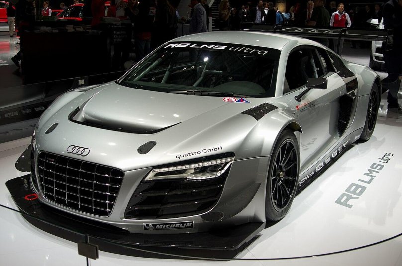 Audi r8 LMS