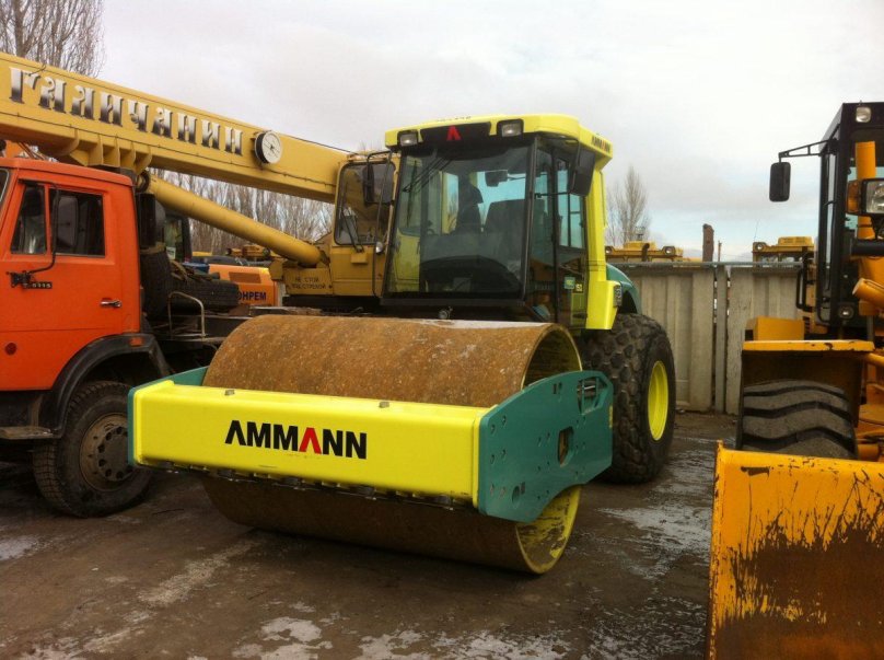 Каток дорожный Ammann ASC 150d