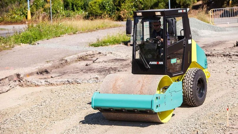 Грунтовый каток Амман ASC 50