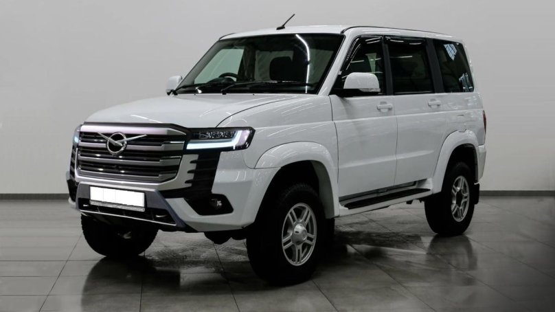 УАЗ Патриот белый 2020