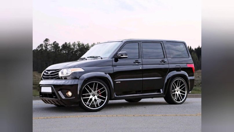 Тюнингованный УАЗ Патриот 2020