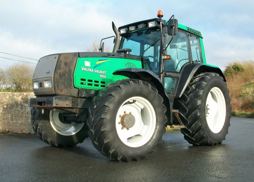 Трактор Valmet 8100