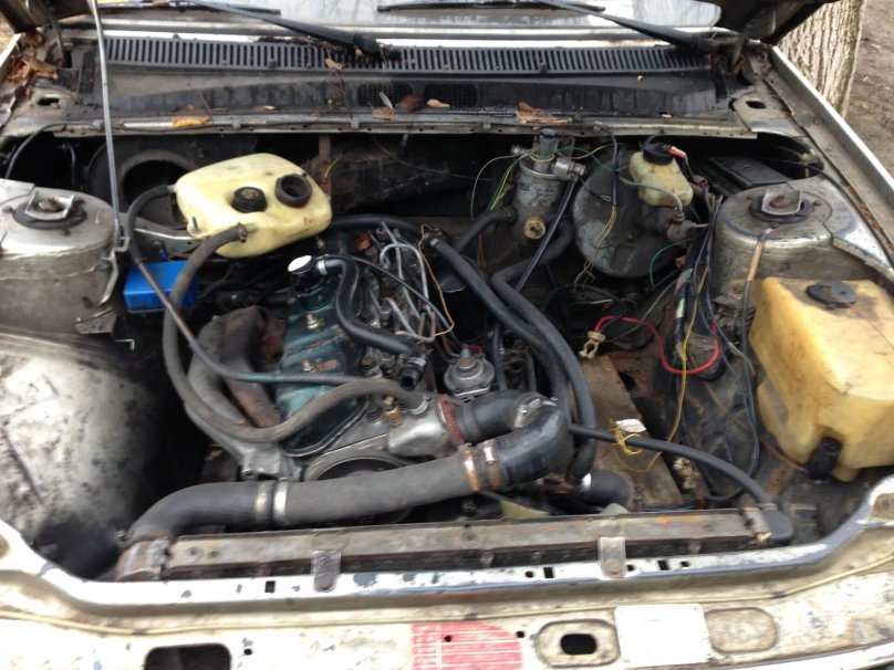 Пежо 505 мотор