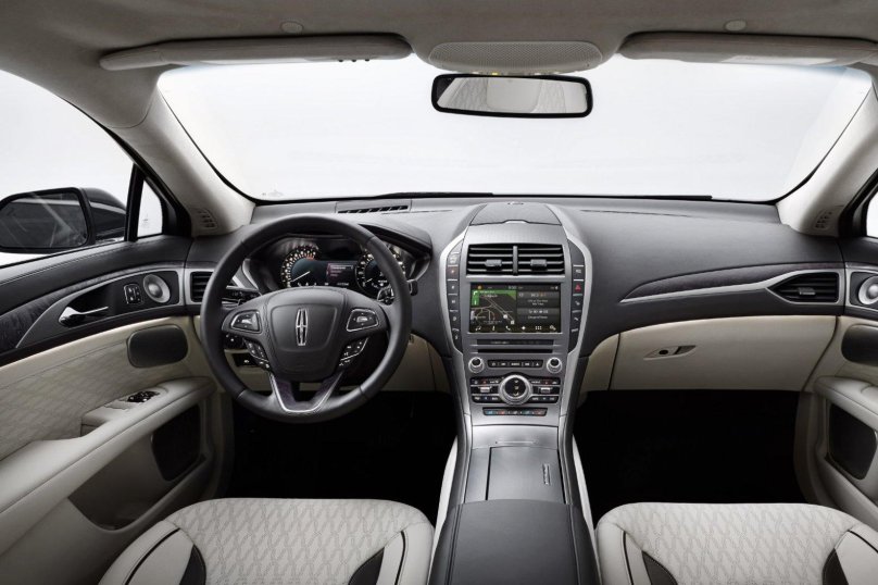 Линкольн MKZ 2017