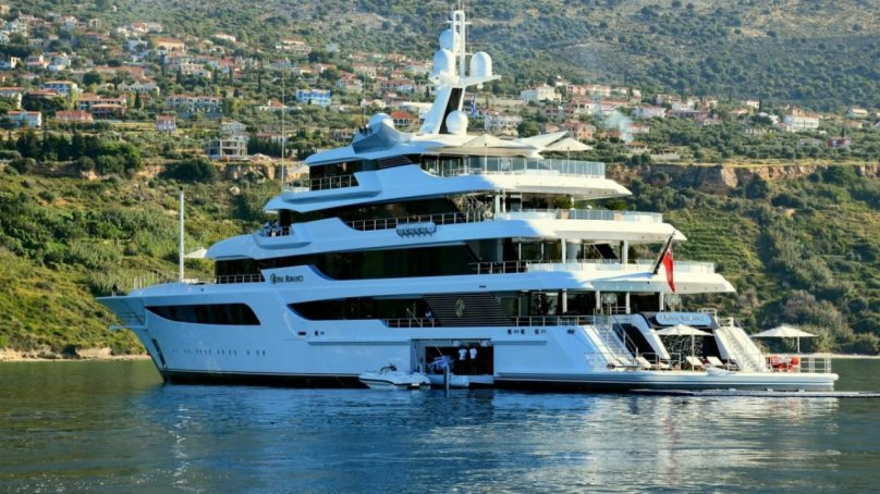 Яхта Royal Romance Медведчук