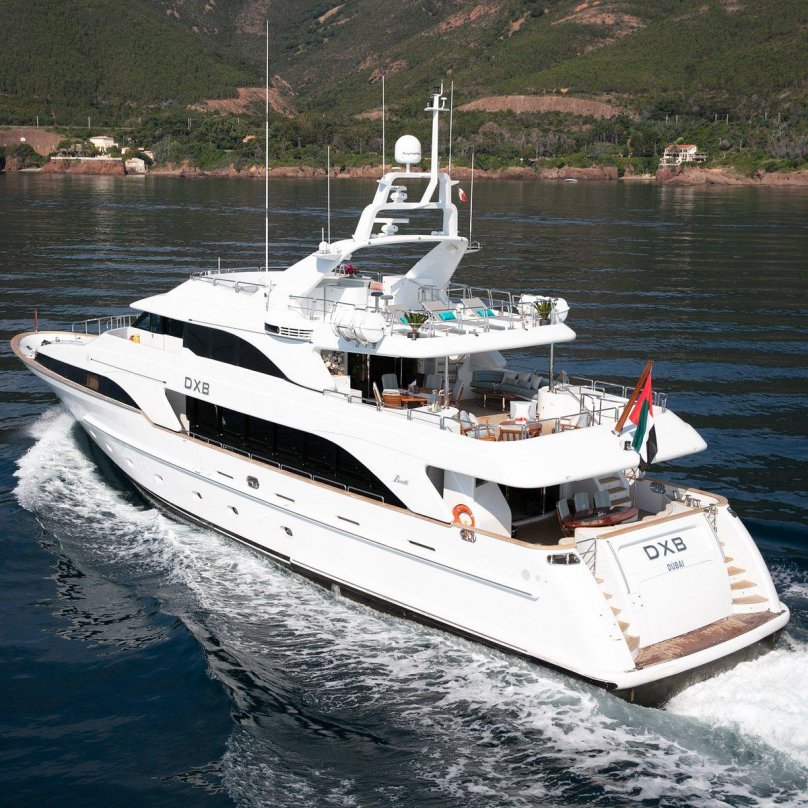 Королевская яхта