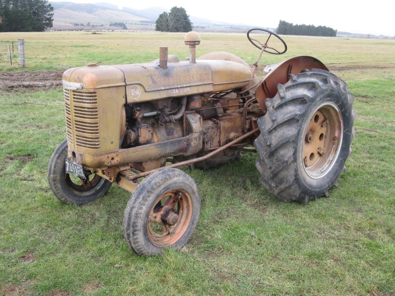 MCCORMICK-Deering tractors