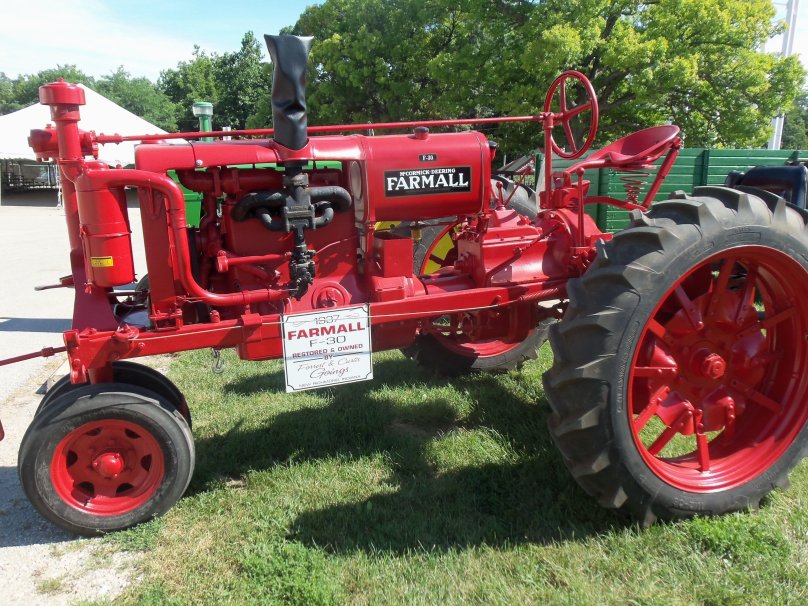 International Harvester MCCORMICK Deering 15-30