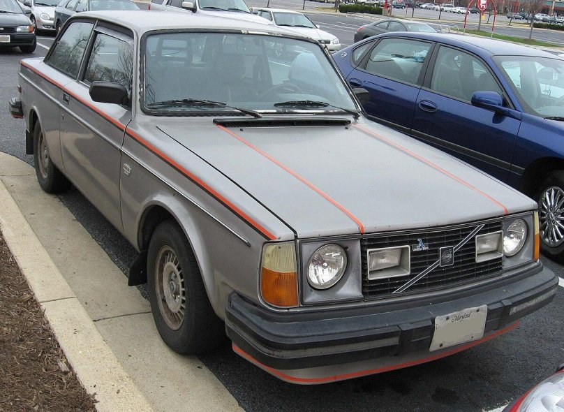 Volvo 200 Series 1993