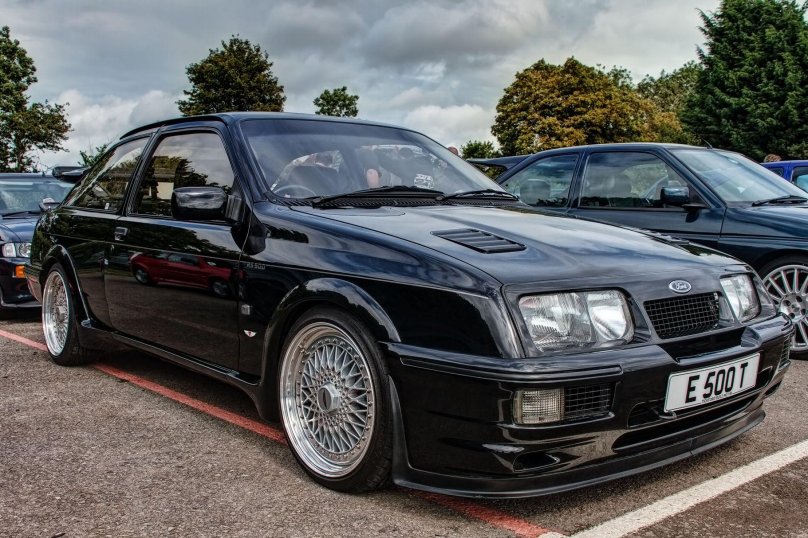 Форд Сиерра rs500 Cosworth