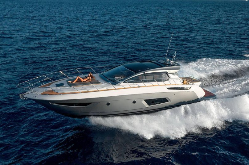 Яхта Atlantis 50