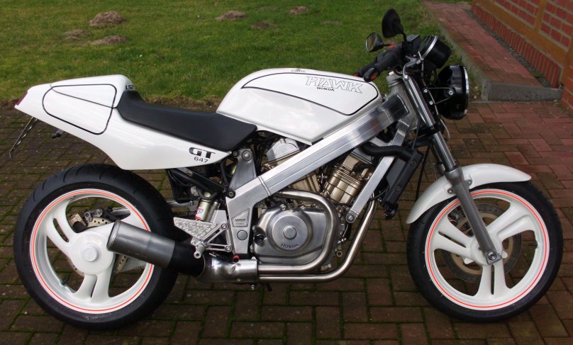 Honda Hawk rc31