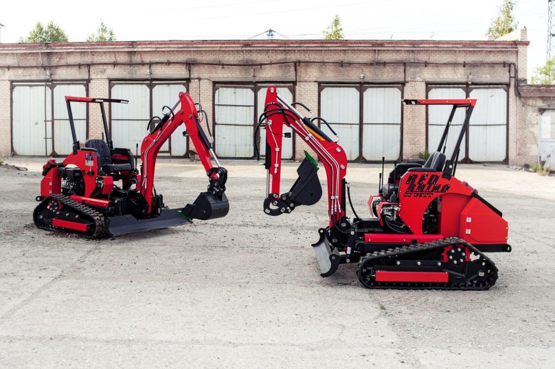 Мини экскаватор российского производства