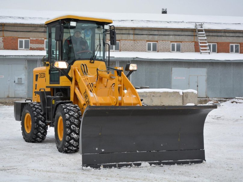 Погрузчик zvezda zl20