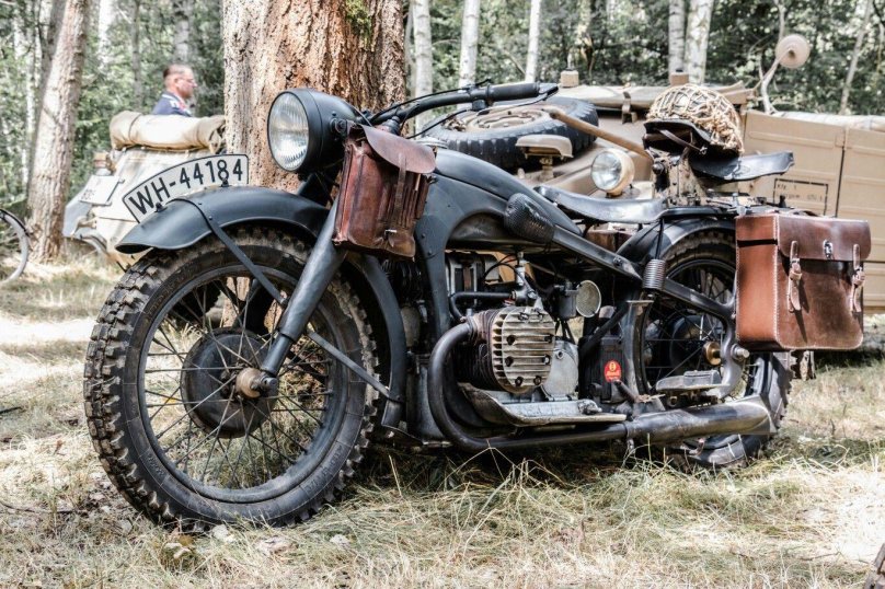 Мотоцикл БМВ Р 12