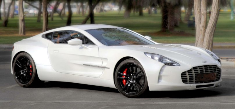 Aston Martin one-77