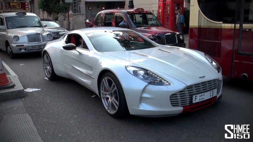 Астон Мартин one 77 q