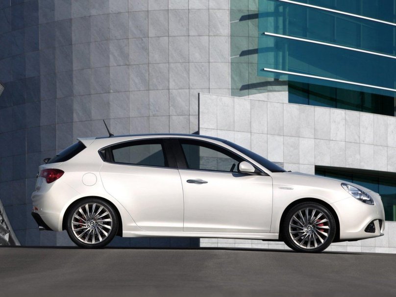 Alfa Romeo Giulietta (2010)