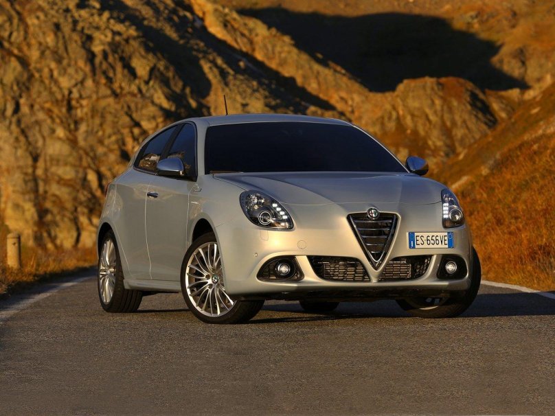 Машина Alfa Romeo Giulietta