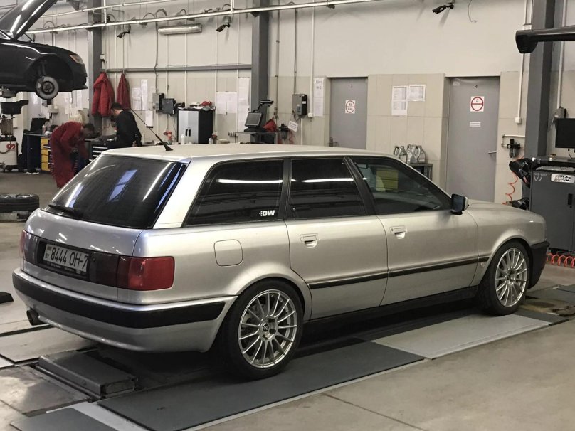 Audi 80 quattro универсал