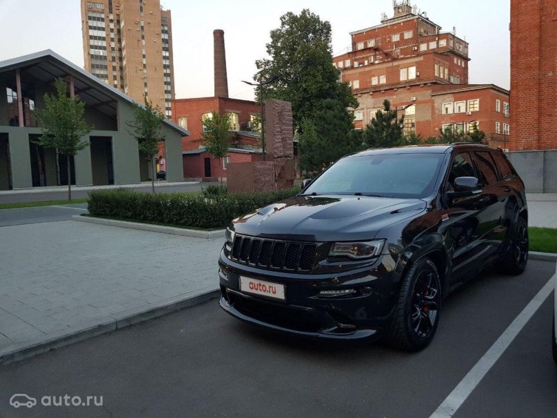 Jeep Grand Cherokee IV (wk2) черный