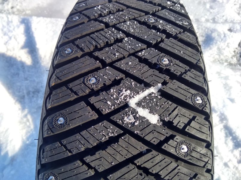 Goodyear ULTRAGRIP Ice Arctic 185/60 r15 88t