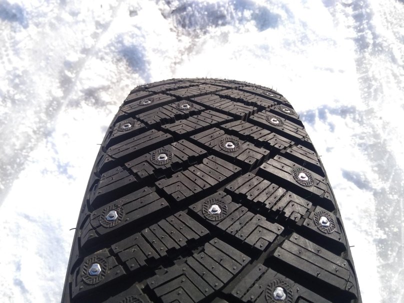 Резина Goodyear ULTRAGRIP Ice Arctic 2