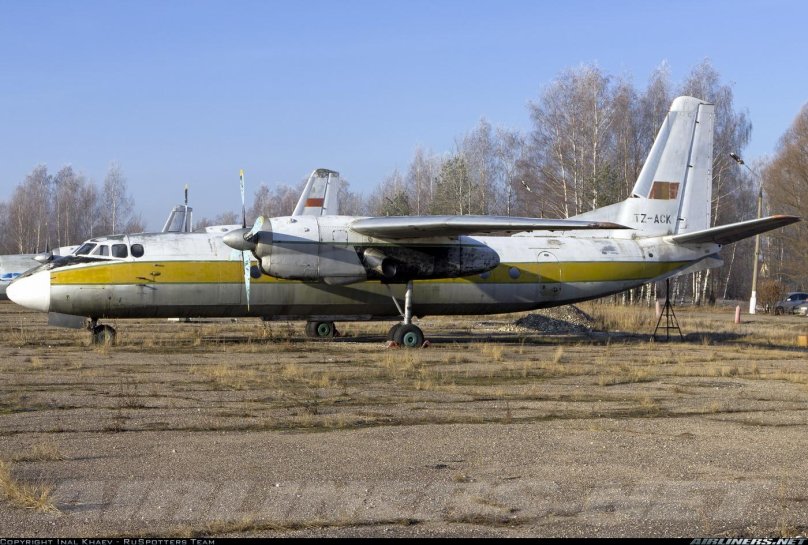 Антонов АН-24