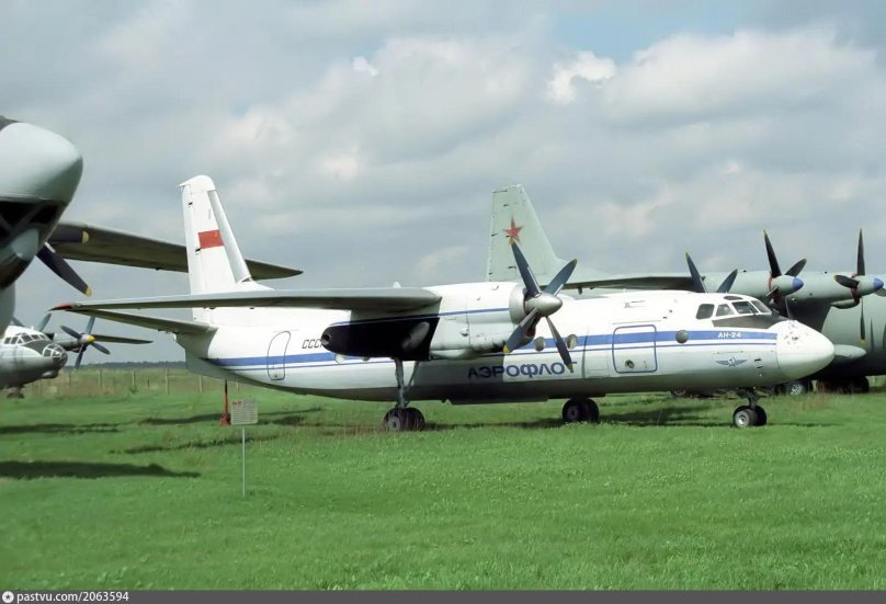 АН-24 В Монино