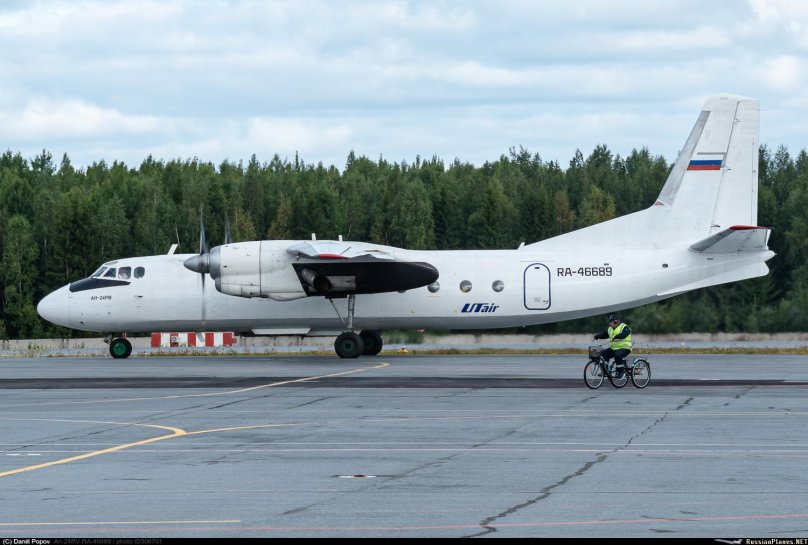 Антонов АН-24