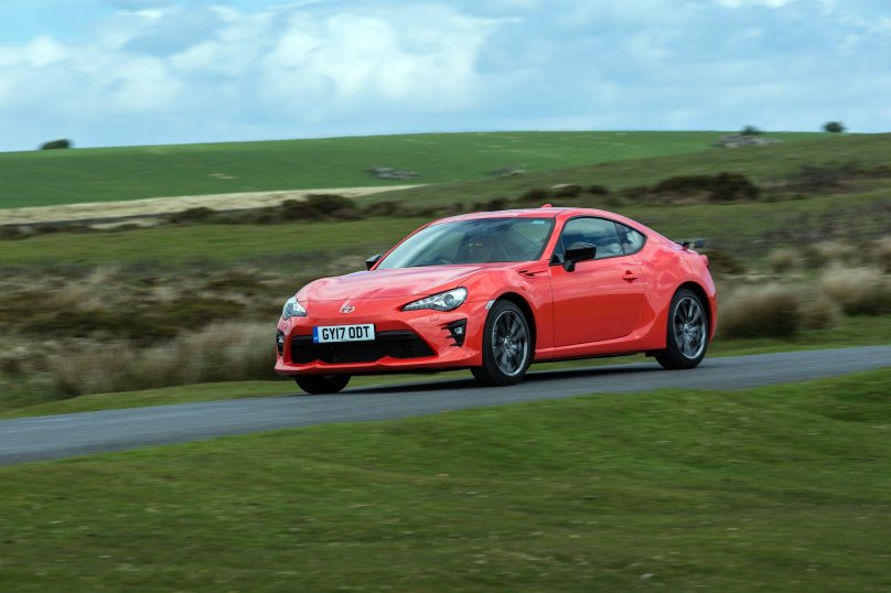 Toyota gt86 Orange