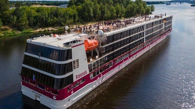 Мустай Карим теплоход