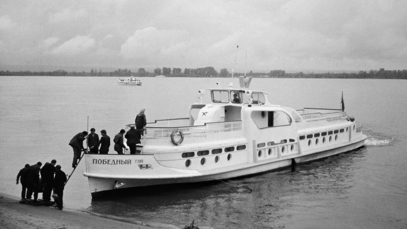 Теплоход Москвич проект 544