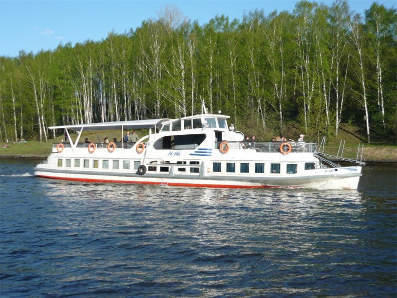 Теплоход Москвич м63