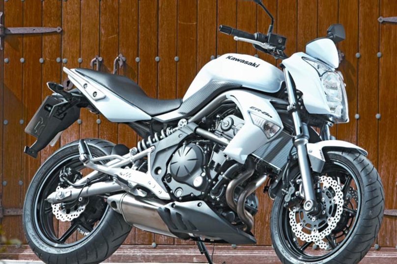 Кавасаки er6n