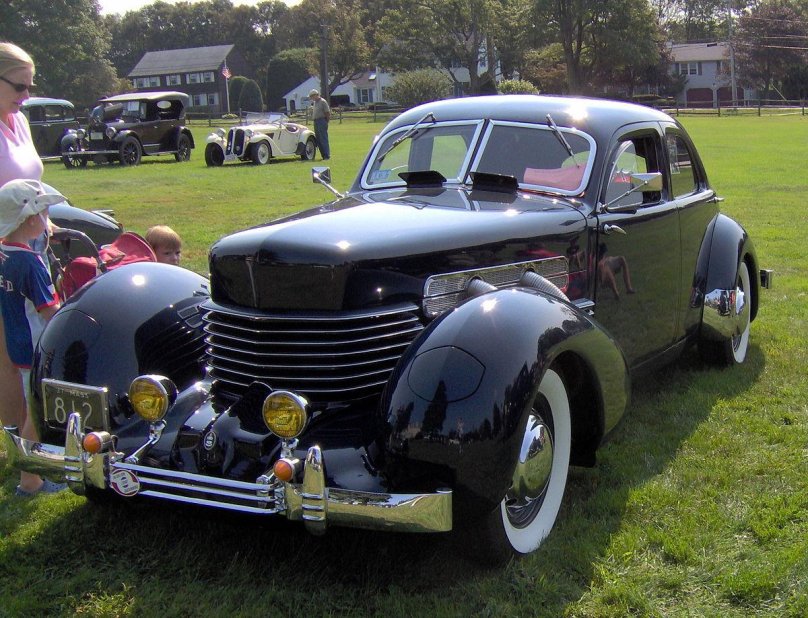 1937 Cord 812