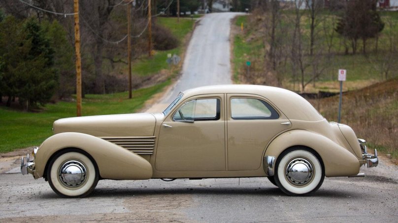 1937 Cord 812