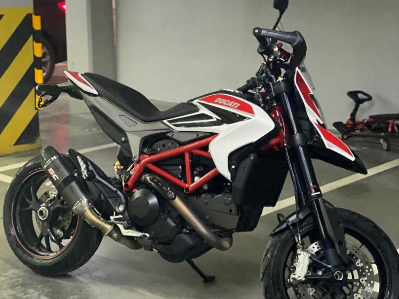 Ducati Hypermotard 821 SP